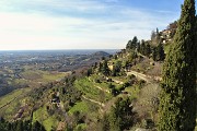 40 Vista panoramica sulla conca di Astino e verso la pianura